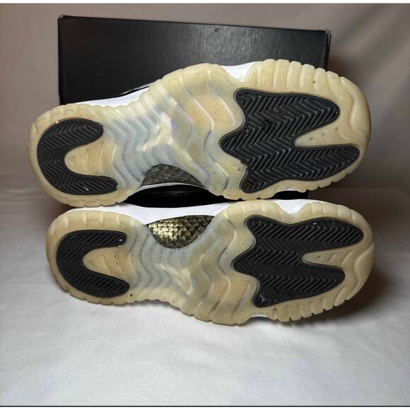 Size 6 - Nike Air Jordan 11 Retro GS Gratitude / Defining Moments Men's Shoes - Picture 6 of 11